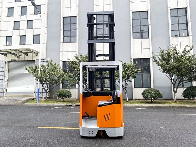 前移式電動(dòng)叉車